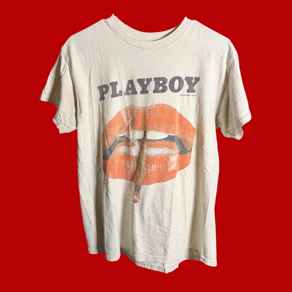 Playboy Lips Graphic T-Shirt Mens Medium Off White November 2013 Streetwear Tee